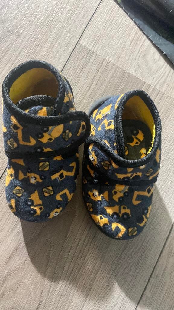 Slofjes maat 22, Kinderen en Baby's, Babykleding | Schoentjes en Sokjes, Ophalen of Verzenden, Zo goed als nieuw, Jongetje of Meisje