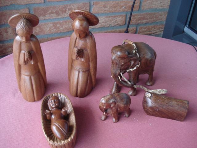 Massief houten kerstbeeldjes 5 delig kersttafereel kerst, Diversen, Kerst, Ophalen of Verzenden