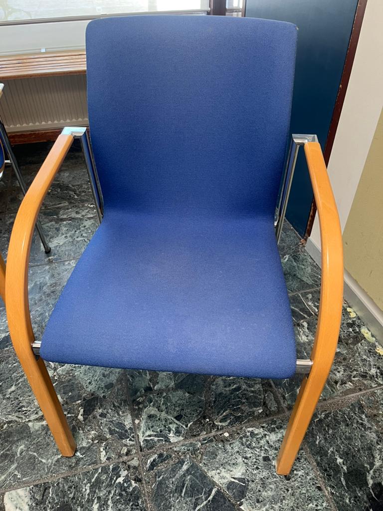 Wachtkamer stoelen, Huis en Inrichting, Stoelen, Ophalen, Gebruikt, Blauw, Stof