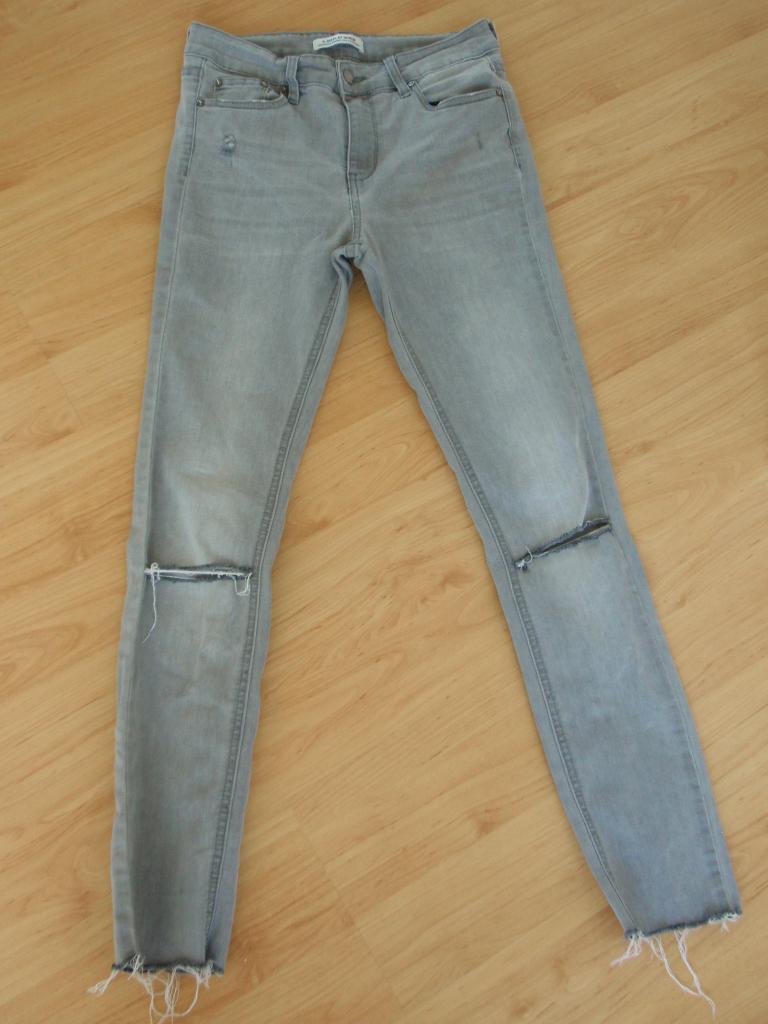 R. Display Denim - grijze jeans - damesmaat 38, Kleding | Dames, Spijkerbroeken en Jeans, Ophalen of Verzenden, W30 - W32 (confectie 38/40)