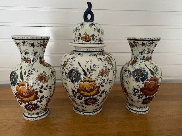 3-delig kaststel Delft Hollanda Handwerk H.B., Antiek en Kunst, Antiek | Vazen, Ophalen of Verzenden
