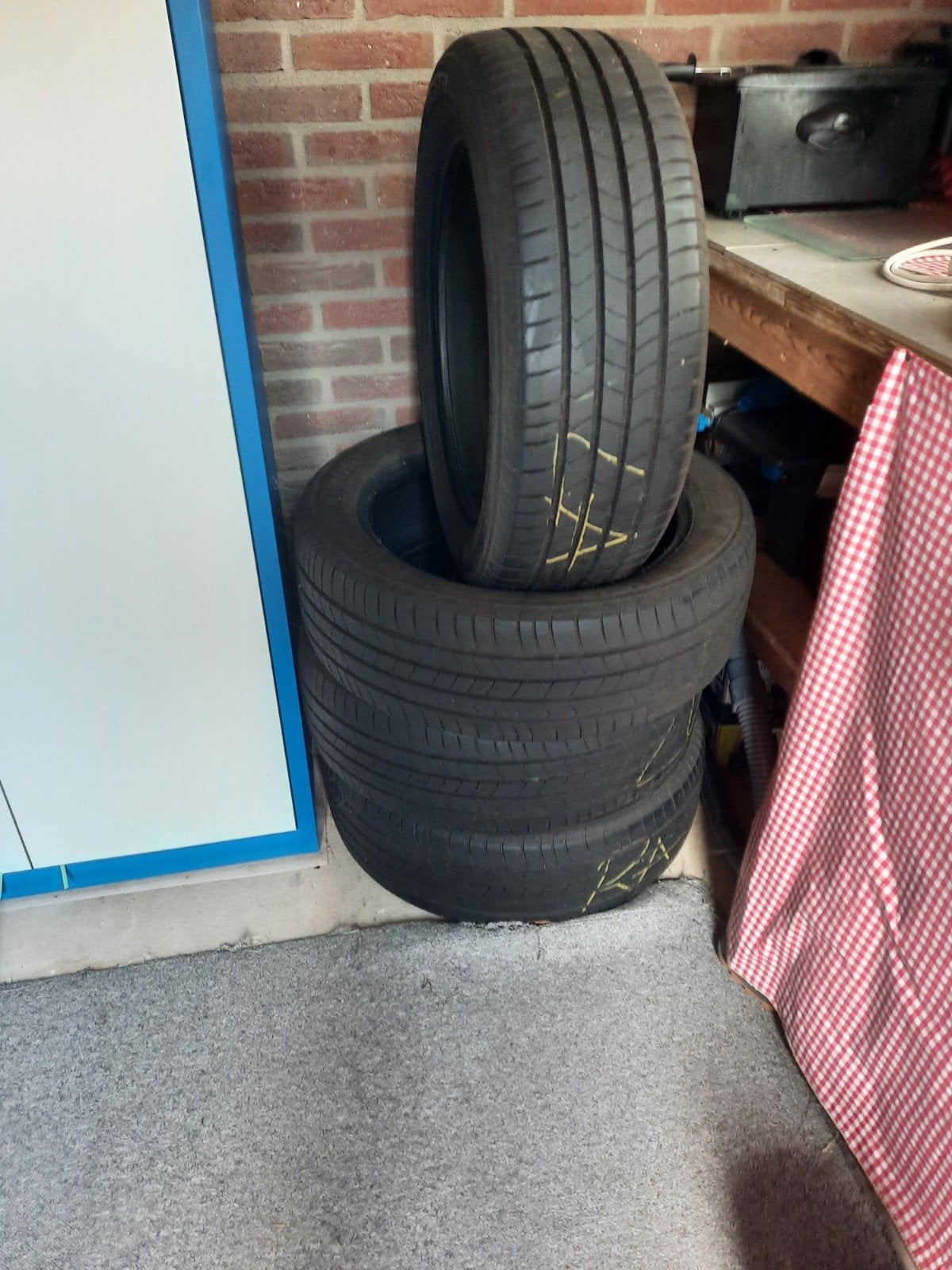 Zomerband Kumho Ecsta HS51 215/55 R18 95H voor Renault Arka, Auto-onderdelen, Banden en Velgen, Ophalen, 18 inch, Band(en), Personenwagen