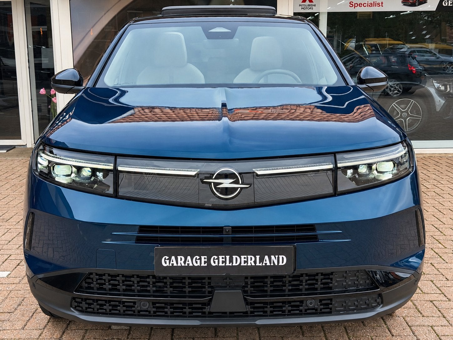 Opel Grandland 1.2 Turbo Hybrid GS | PANO | CAMERA | ACC | F, Auto's, Dealer onderhouden, 136 pk, Gebruikt, Zwart