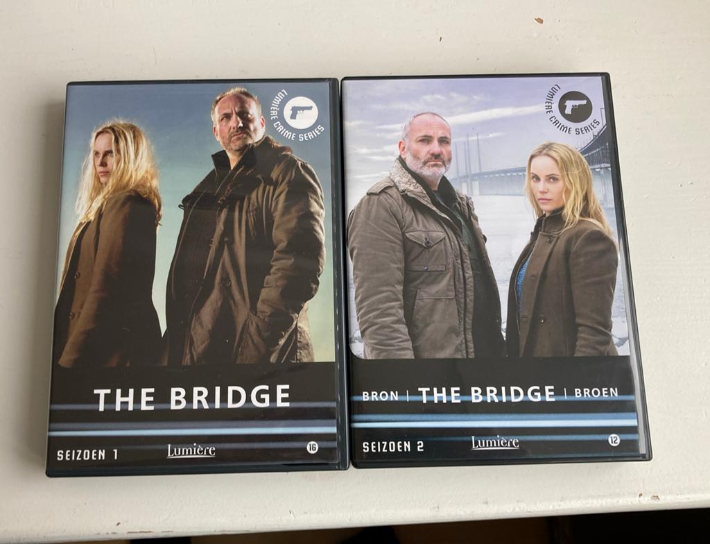 The Bridge - complete seizoen 1 & 2, Vanaf 12 jaar, Ophalen of Verzenden, Zo goed als nieuw, Thriller