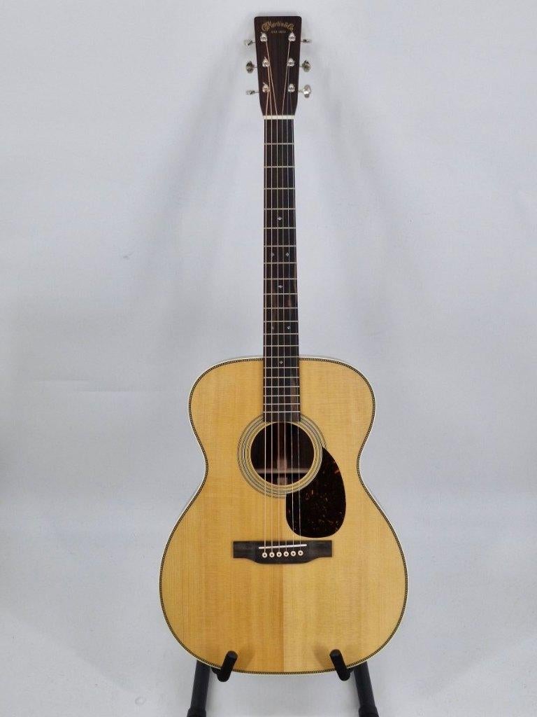 Martin OM-28 Reimagined 2024 - Occasion, Ophalen of Verzenden, Zo goed als nieuw, Western- of Steelstringgitaar, Met (piezo-)element