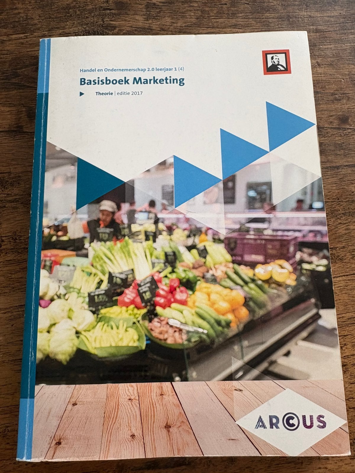Basisboek Marketing, Ophalen, Zo goed als nieuw, Overige niveaus, Bedrijfseconomie of M&O