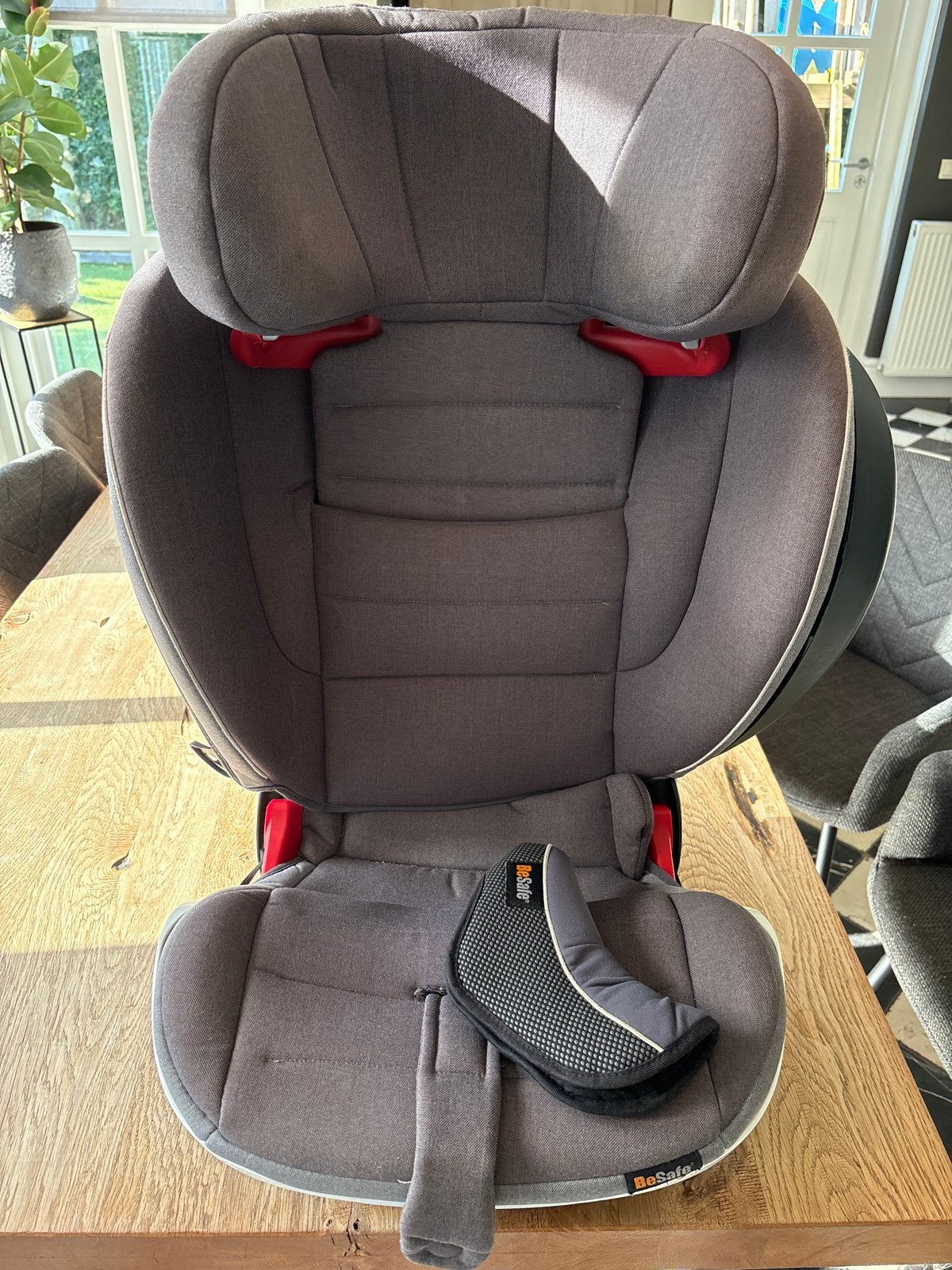 BeSafe iZi Flex i-Size autostoel - grijs, Kinderen en Baby's, Autostoeltjes, Overige merken, Gebruikt, 15 t/m 36 kg, Afneembare rugleuning