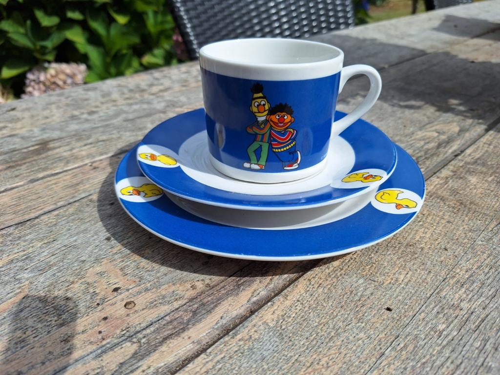Vintage Sesamstraat Ontbijtset Porselein - Bert & Ernie, Ophalen of Verzenden, Porselein, Overige stijlen, Bord(en)