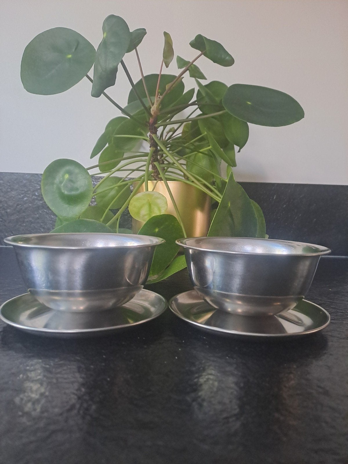 2 Vintage RVS soepkommen 18/8, Ophalen of Verzenden, Overige materialen, Overige stijlen, Kom(men)