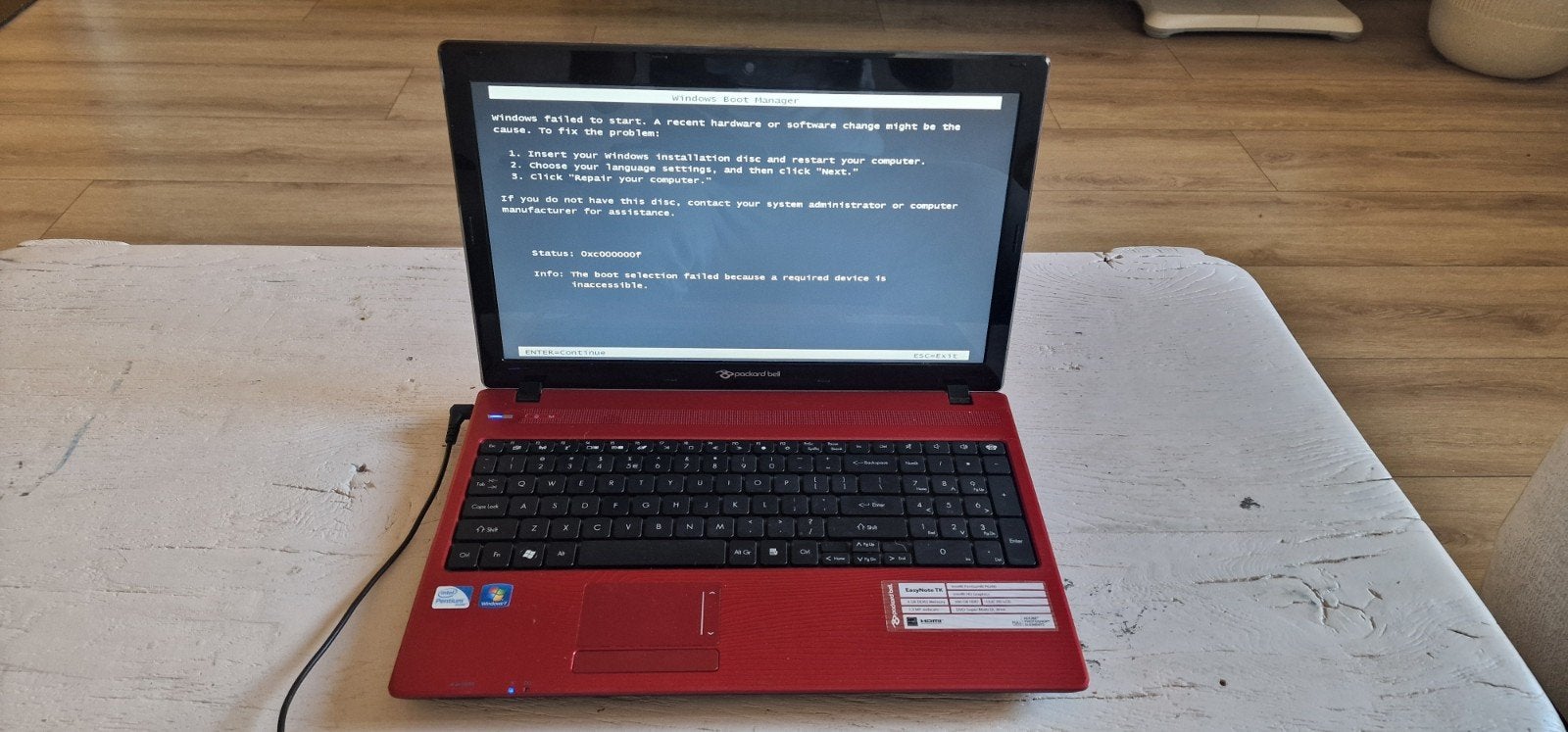 Packard Bell EasyNote TE - Rood (defect), Computers en Software, Windows Laptops, Ophalen, Packard Bell, Intel, Onbekend