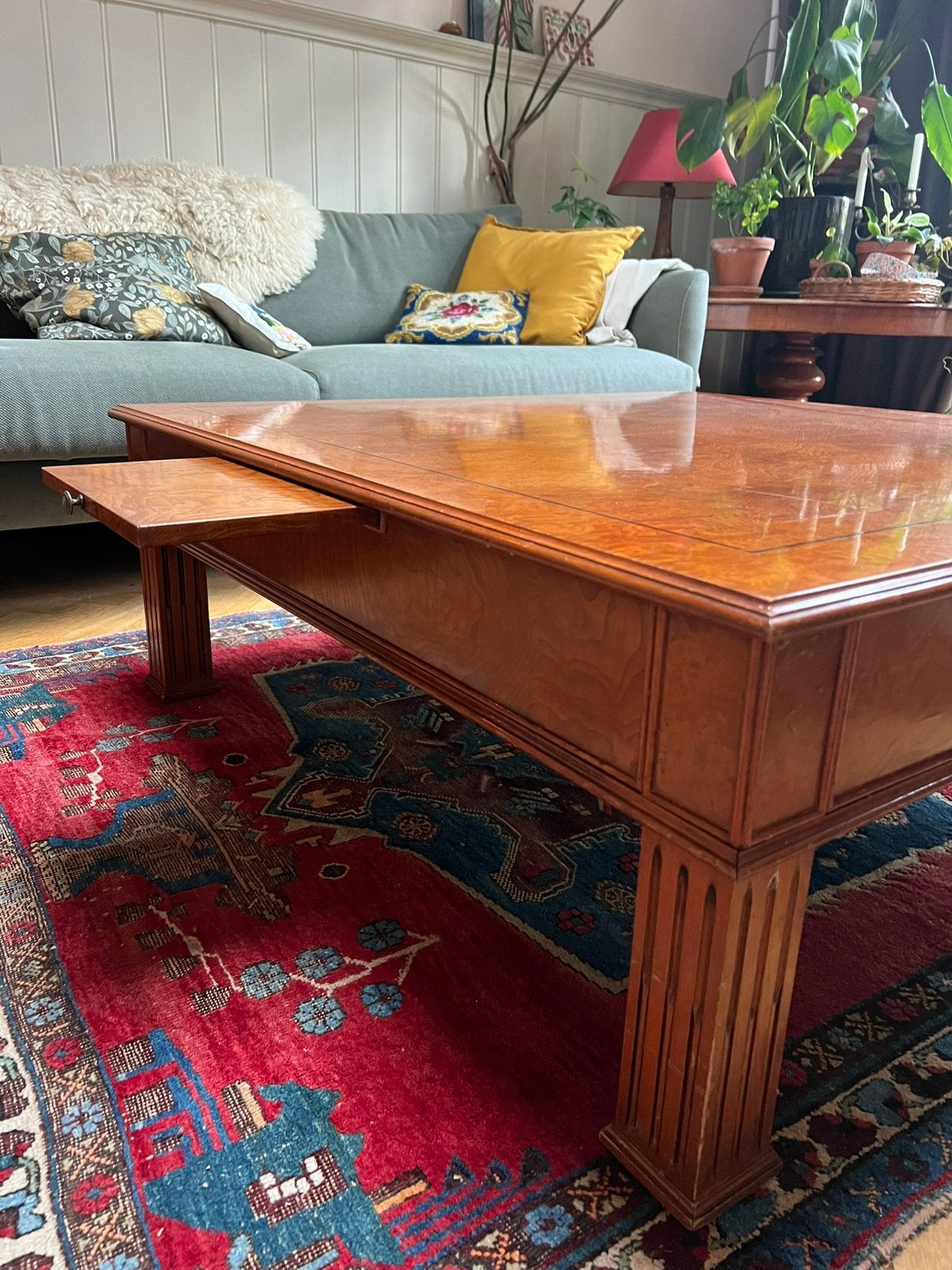 Walnoten salontafel met uitschuifbladen 110x110, Huis en Inrichting, Tafels | Salontafels, Ophalen, Klassiek, Vierkant, Zo goed als nieuw