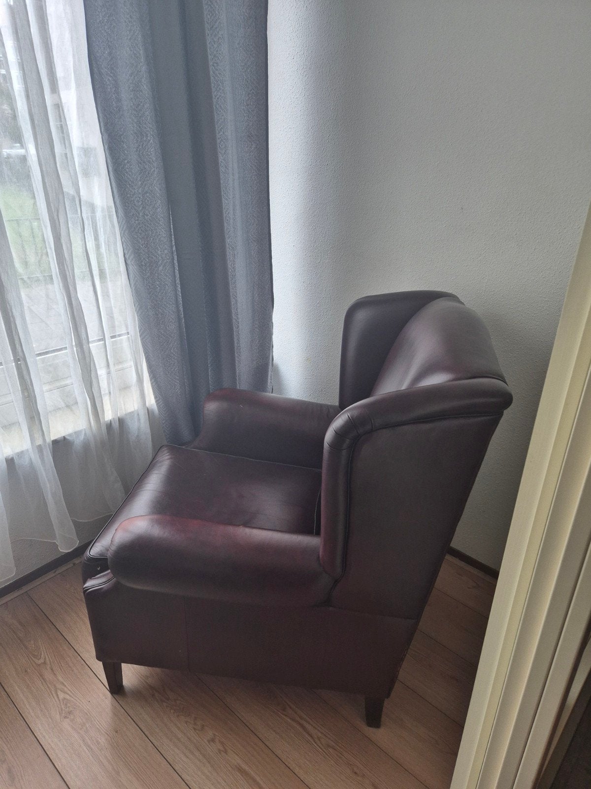 Leren fauteuil - Bordeau rood, Huis en Inrichting, Gebruikt, Klassiek, Ophalen of Verzenden, 75 tot 100 cm