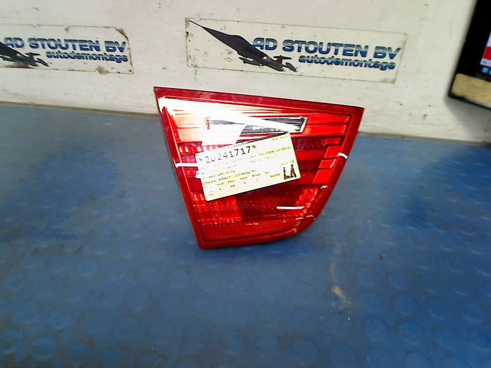 Achterlicht Links BINNEN BMW 3 serie Touring (E91) 728943LH3, Gebruikt, Petuelring 130, München 80809, , Duitsland, BMW, Bayerische Motoren Werke AG