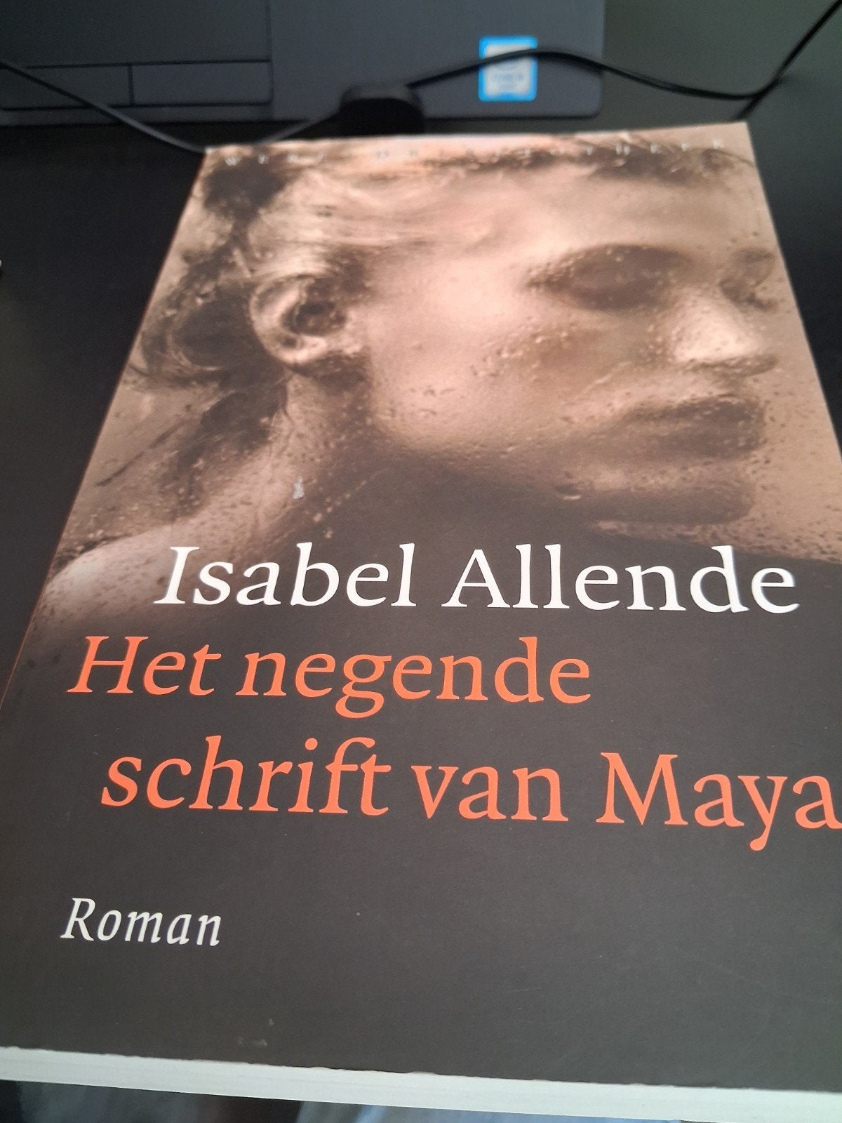 isabel allende 2x, Ophalen, Isabel Allende, Zo goed als nieuw, Nederland