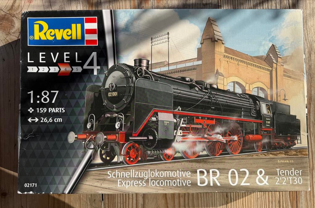 Revell BR 02 & Tender 2'2'T30 - Modelbouw Locomotief, Hobby en Vrije tijd, Modeltreinen | H0, Overige merken, Locomotief, Verzenden
