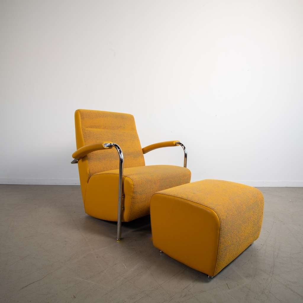 1x Leolux Scylla Fauteuil Hoog Geel Leer/Stof + Hocker