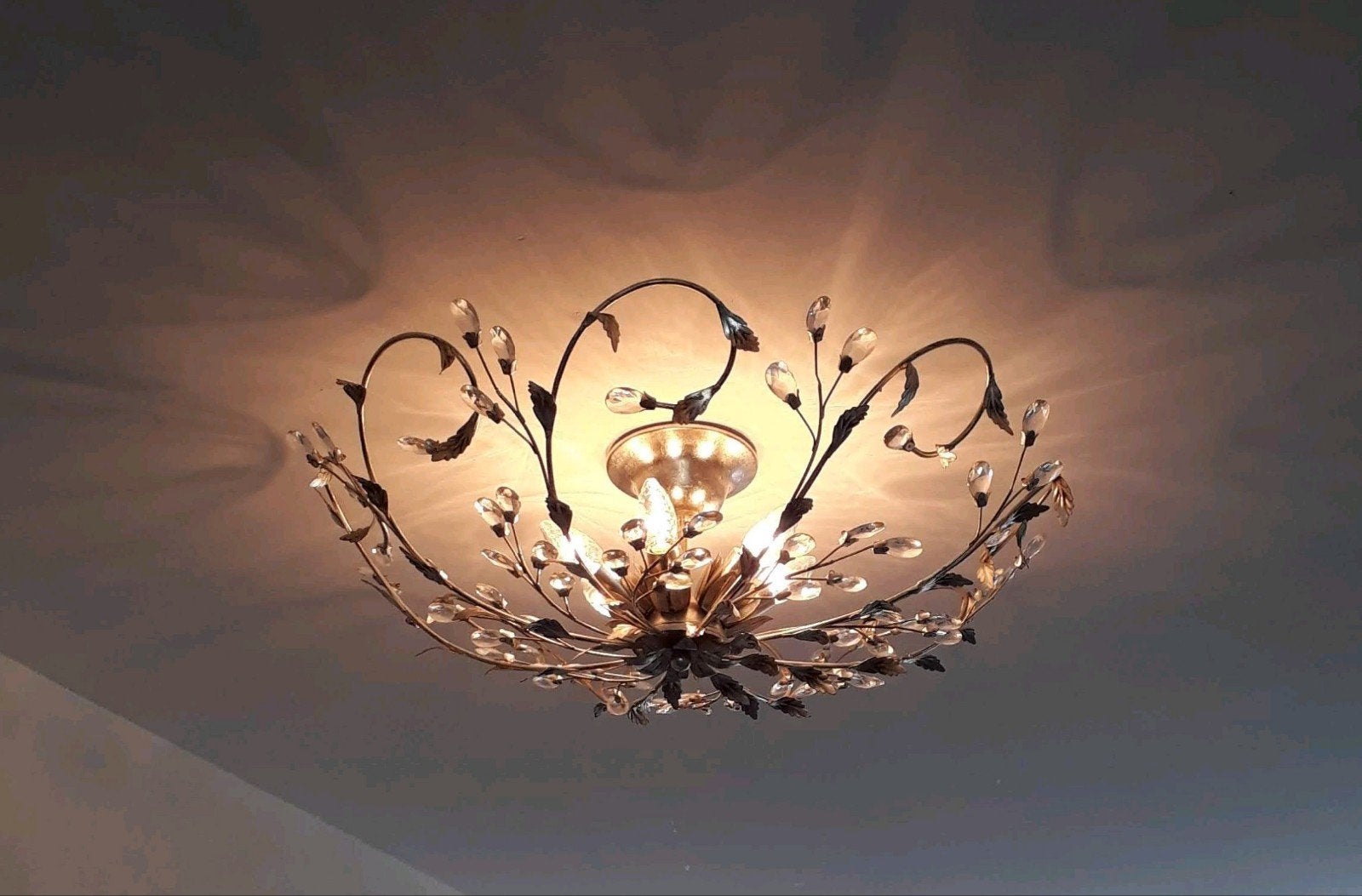 Sierlijke 6-lamps bladzilveren plafonnière met kristallen, Ophalen, Zilver, 75 cm, Overige stijlen