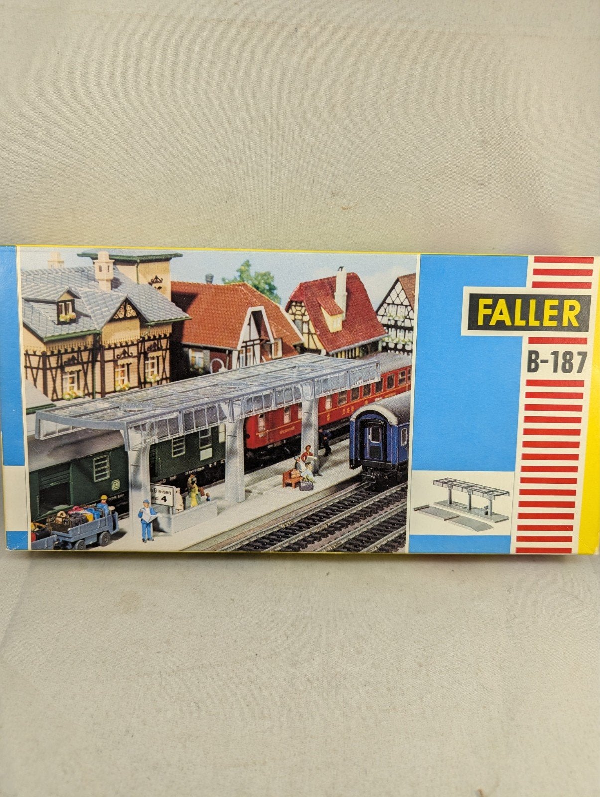 Faller h0 B-187 perronset Vintage, Hobby en Vrije tijd, Modeltreinen | H0, Overige merken, Gelijkstroom of Wisselstroom, Brug, Tunnel of Gebouw