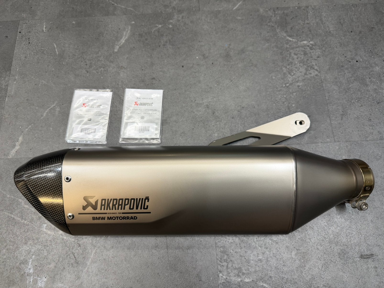 Akrapovic BMW S 1000 R S1000R S 1000 RR, Ophalen