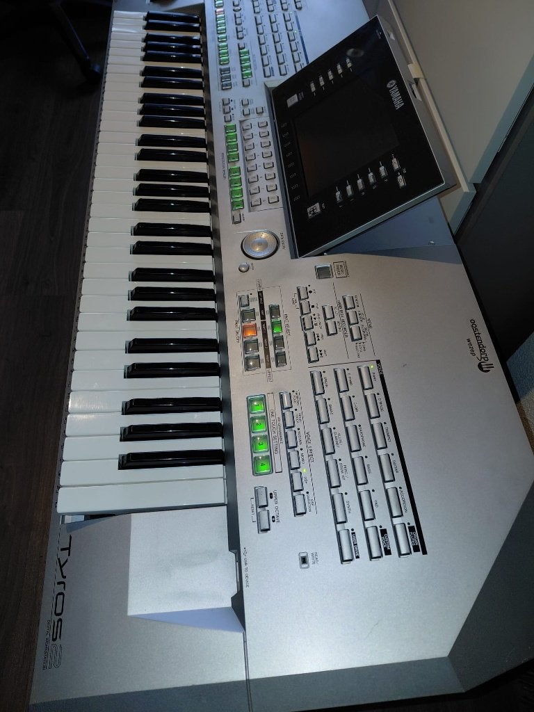 Te koop Yamaha Tyros 2, Muziek en Instrumenten, Ophalen, Yamaha, Aanslaggevoelig, 61 toetsen