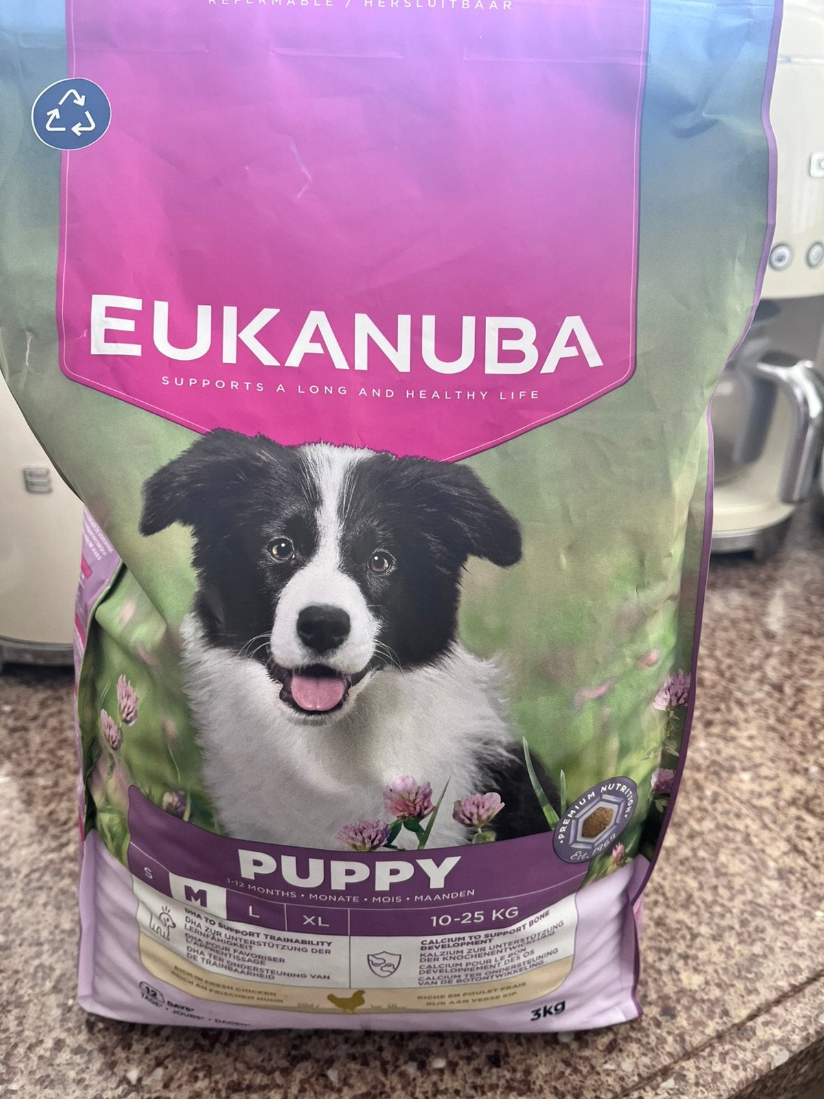 Eukanuba pup M , 3 kg, Ophalen, Hond