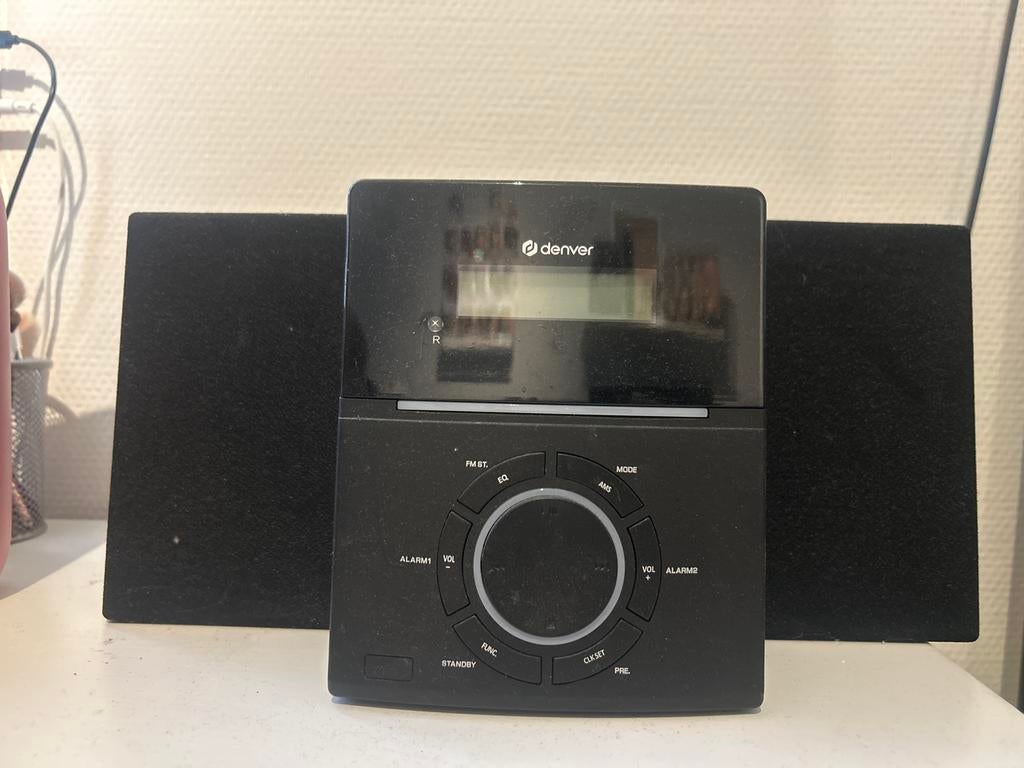 Denver CD speler met radio en speakers, Ophalen of Verzenden, Zo goed als nieuw, Overige merken, Met radio
