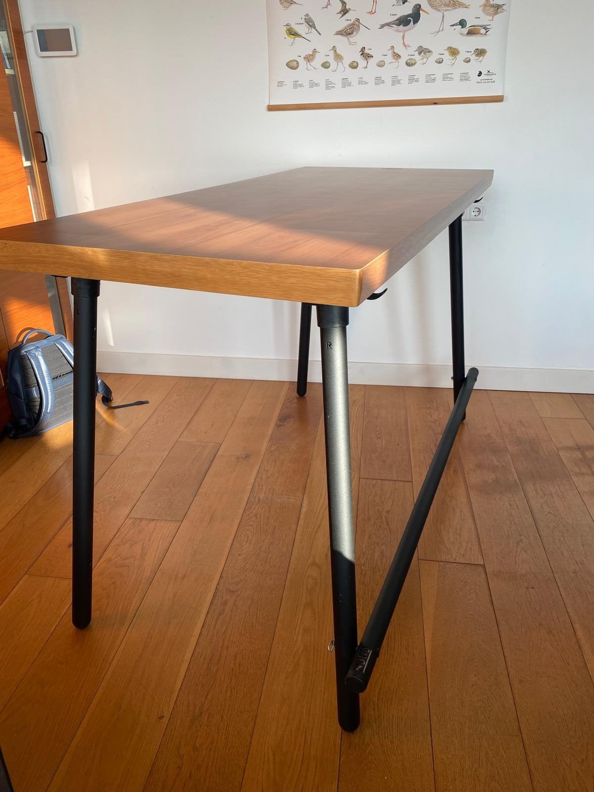 NJOJ Dutch Design Bartafel met twee zwartbruine krukken, Ophalen, Gebruikt
