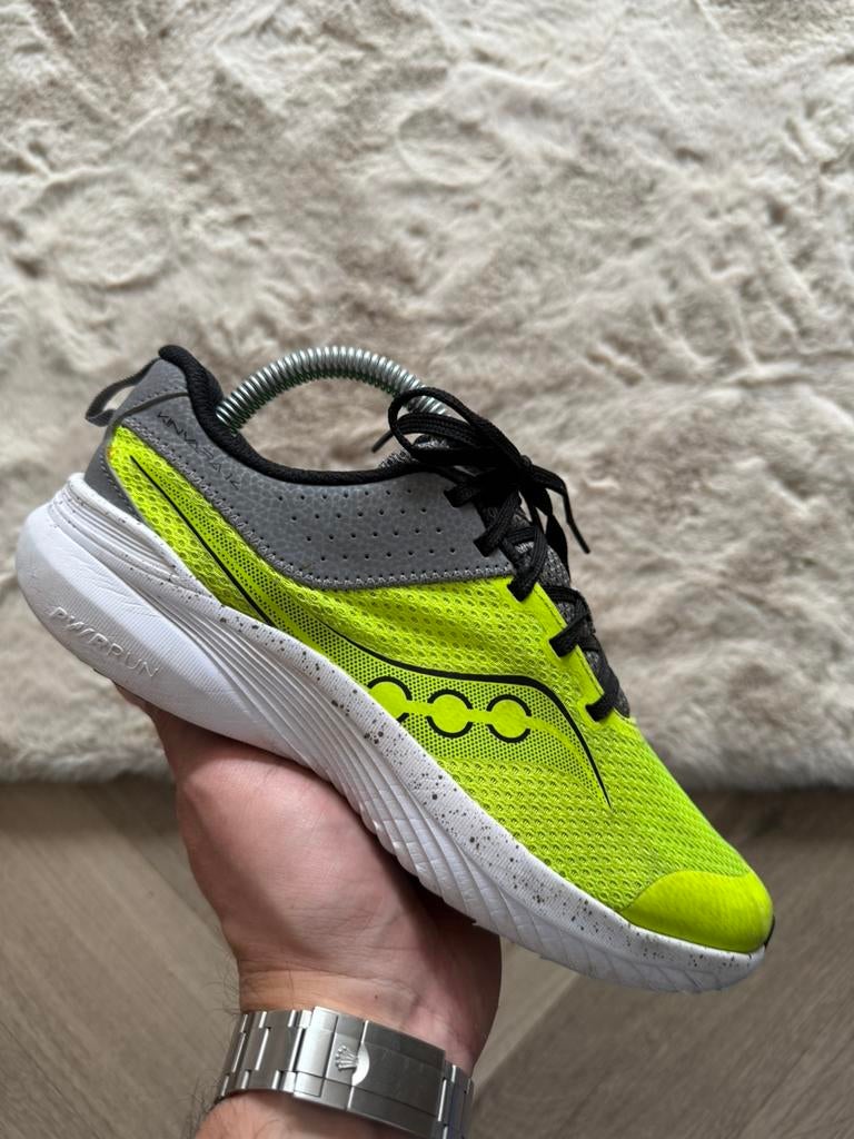 Saucony pwrrun yellow 37, Kleding | Dames, Schoenen, Ophalen of Verzenden, Geel, Sneakers of Gympen