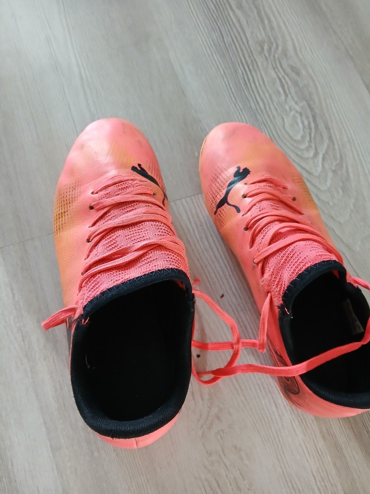 voetbal schoenen, Ophalen, Zo goed als nieuw, Schoenen
