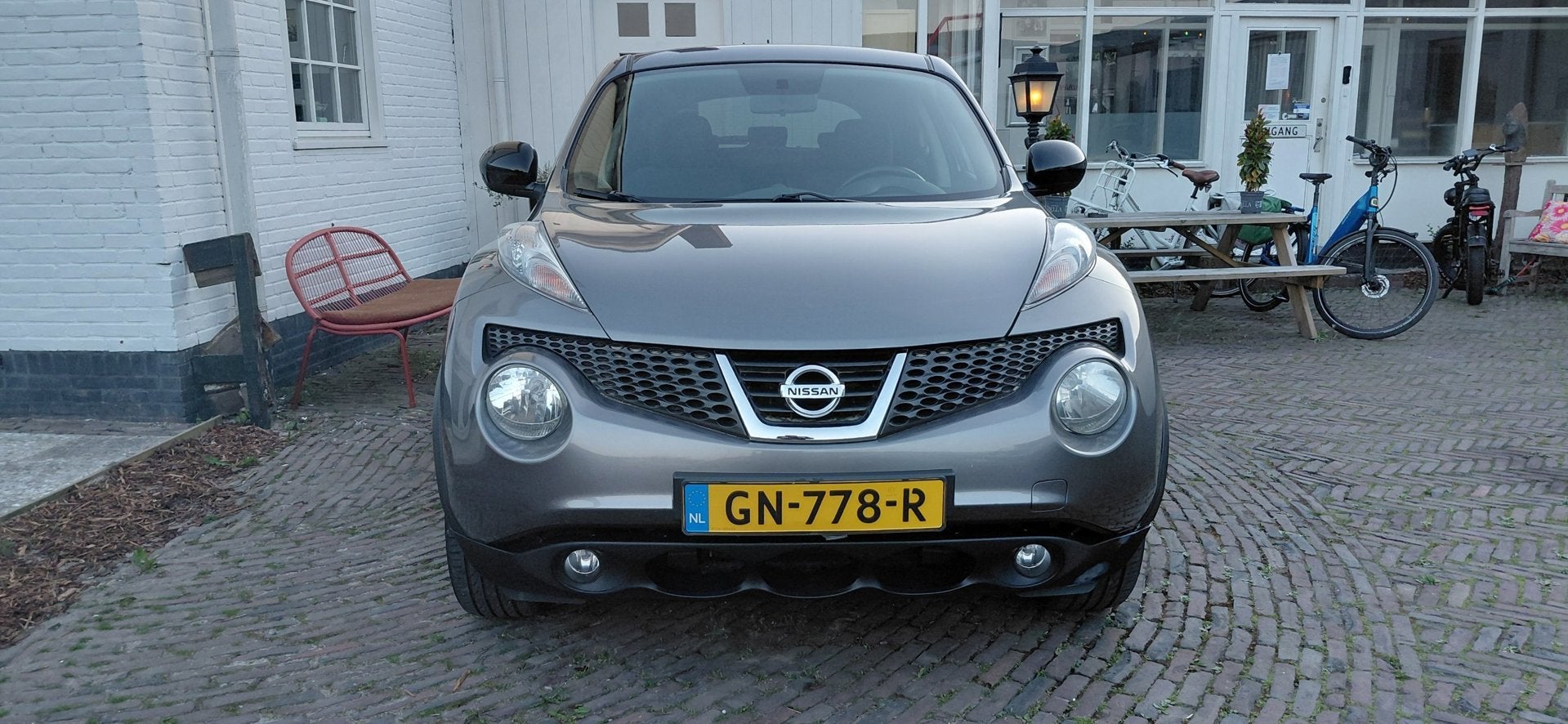 Nissan Juke 1.6 Tekna ,Als nieuw! Slecht 51207 km van 2e eig, Auto's, Voorwielaandrijving, Euro 5, Stof, Huisgarantie