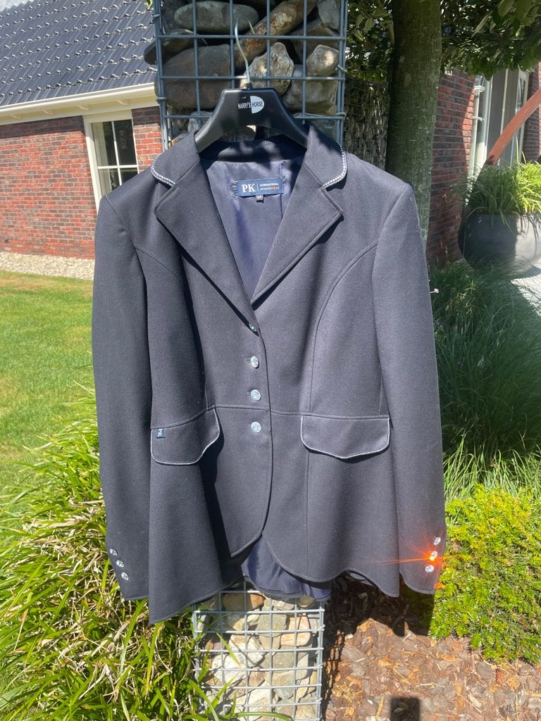 Mooi Blauw Wedstrijdjasje met bling 42, Blauw, Sierdetails, Dressuur, Ophalen of Verzenden