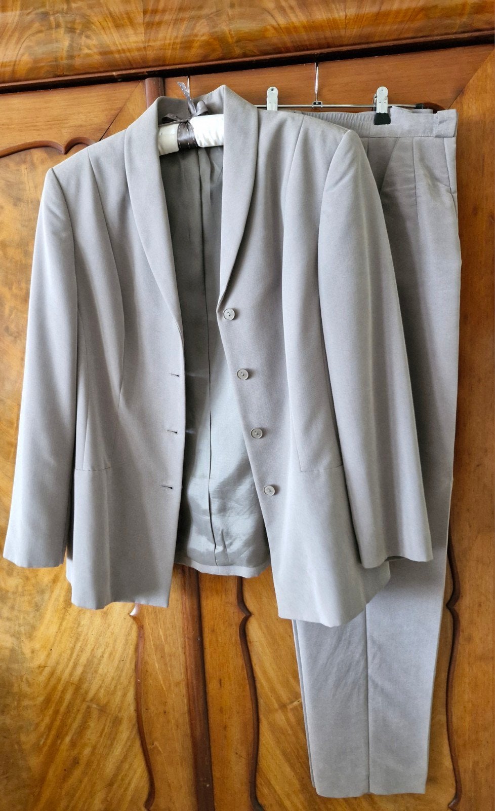 Broekpak 40/42 Dames- , muisgrijs powersuit, Franco Gallegari, Ophalen of Verzenden, Gedragen