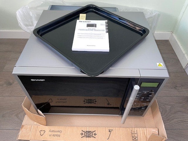 Sharp R-961INW Combi-magnetron, Ophalen, Combimagnetron, Minder dan 45 cm, Zo goed als nieuw