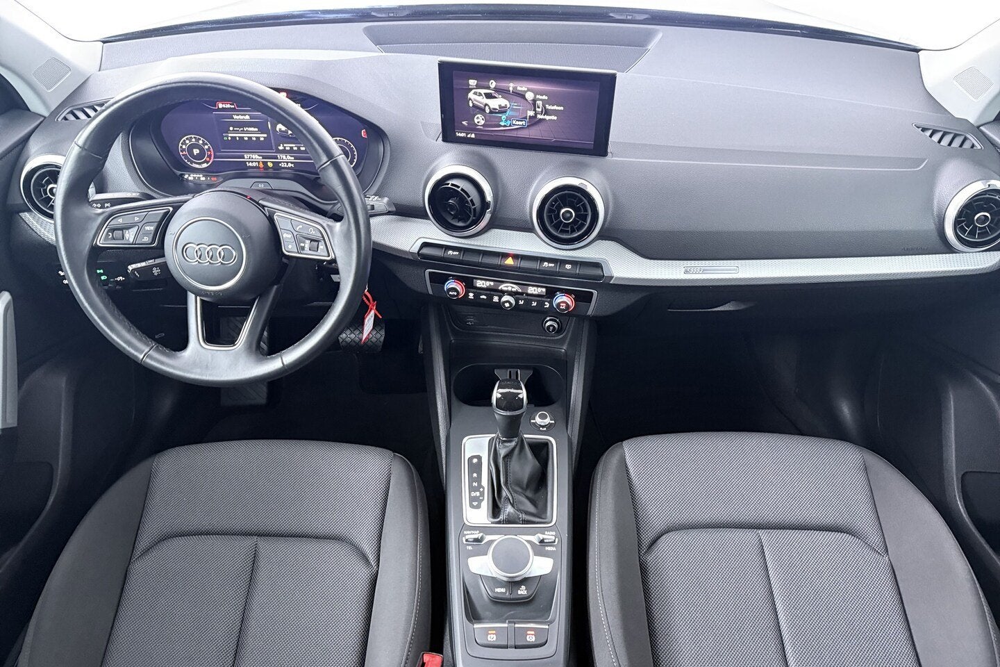 Audi Q2 35 TFSI Business Edition Automaat (DIGITALE COCKPIT, Auto's, 4 cilinders, 150 pk, Origineel Nederlands, Bedrijf