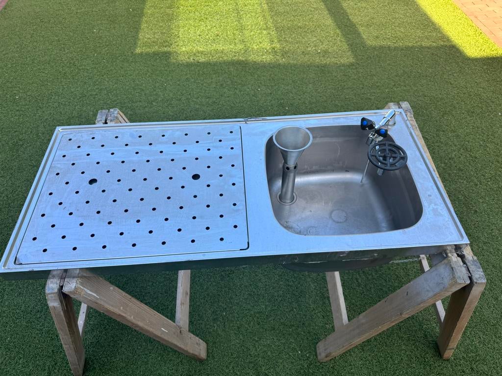 Lekblad, met spoelbak, thuistap, mancave, bar, waterkraan, Ophalen, Zo goed als nieuw