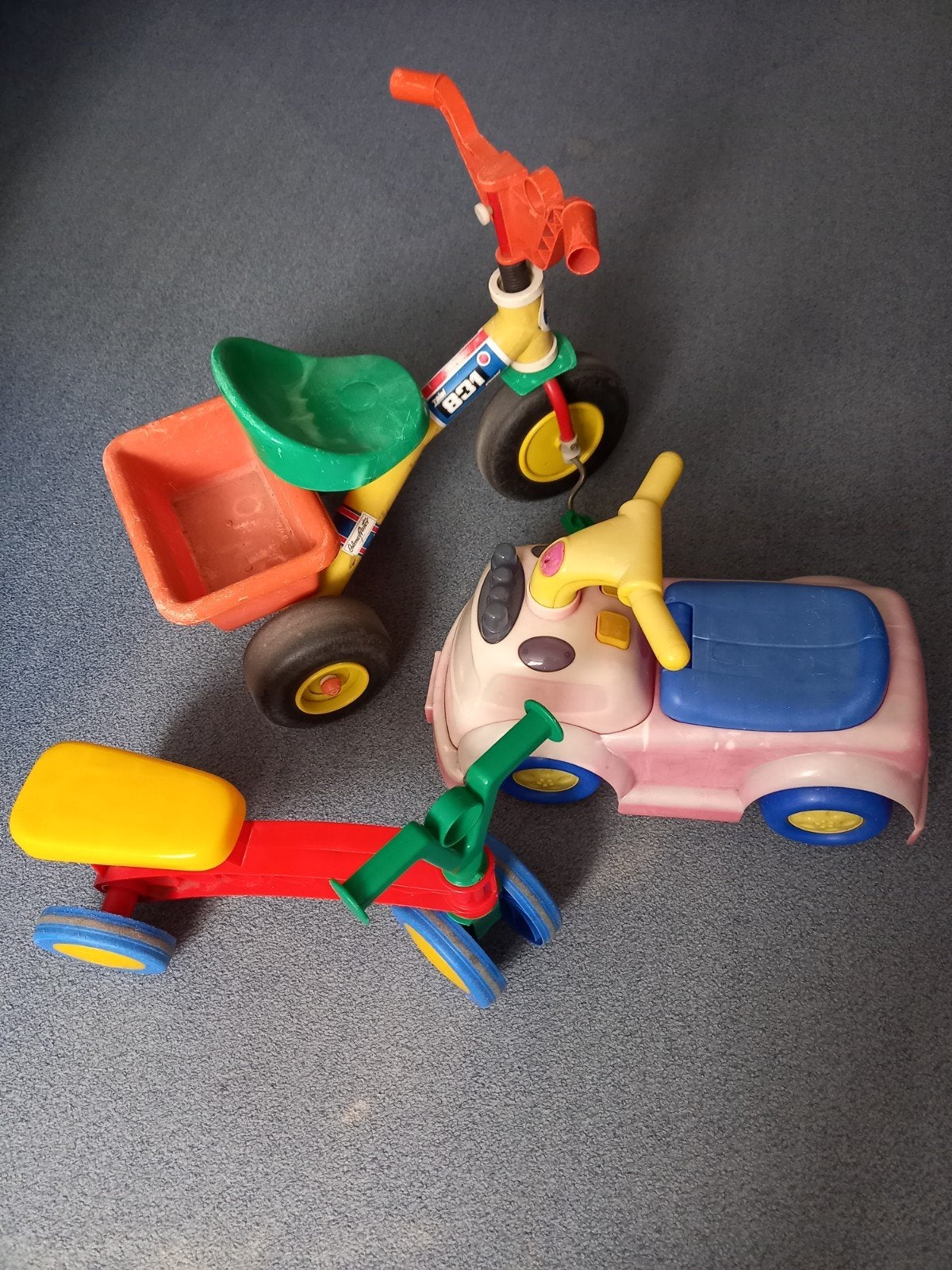 Kinder driewieler, loopfietsje en loopauto, Ophalen, Gebruikt