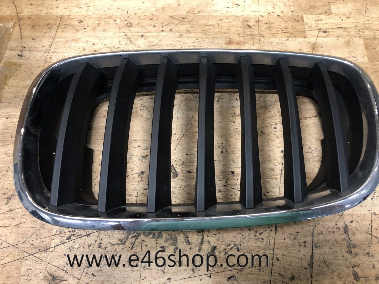 GRILLE NIEREN BMW X5 E70  X6  E71 51137157687, Auto-onderdelen, Gebruikt, -, -, Ophalen of Verzenden