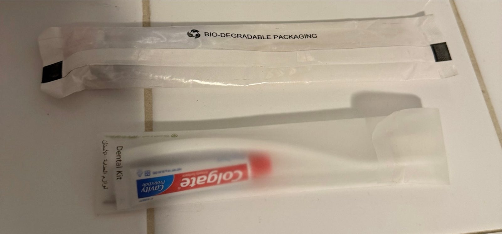Nieuwe tandenborstel en tandpasta set - Bio-afbreekbaar, Ophalen of Verzenden, Nieuw, Tandenborstel
