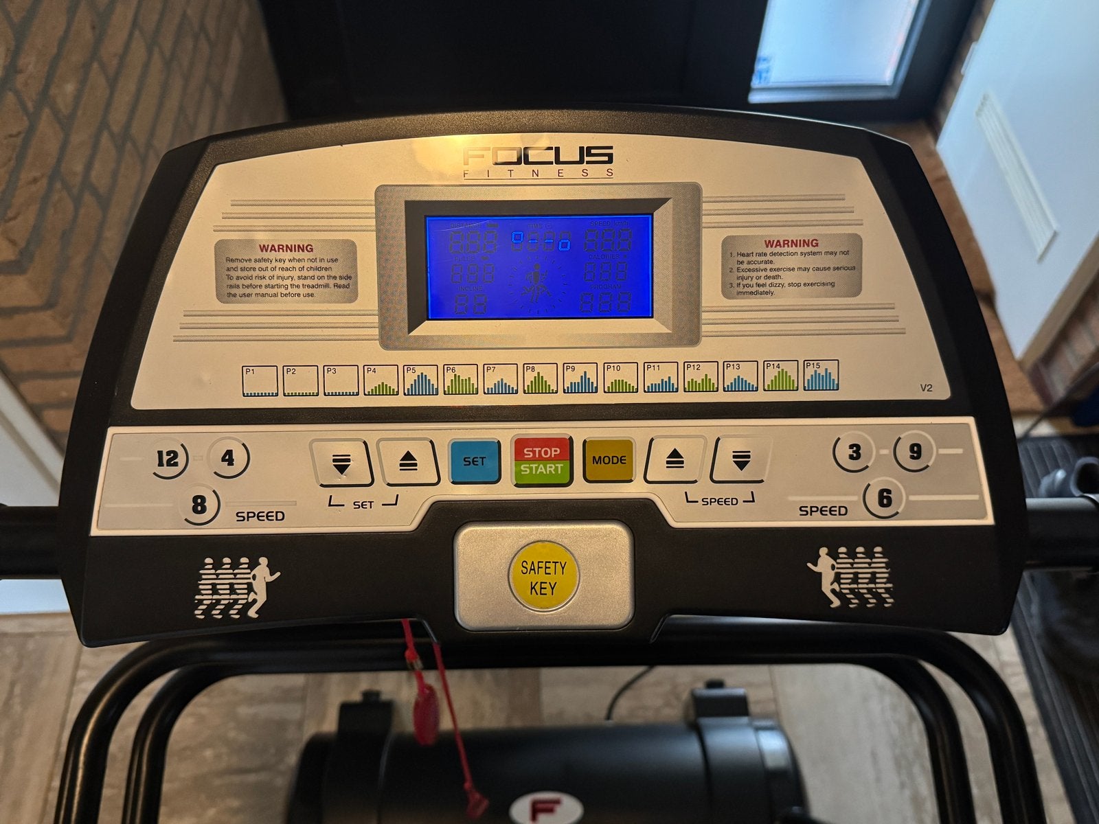 Focusfitness Loopband met Hartslagsensor en 15 Programma's, Ophalen, Gebruikt, Metaal, Loopband