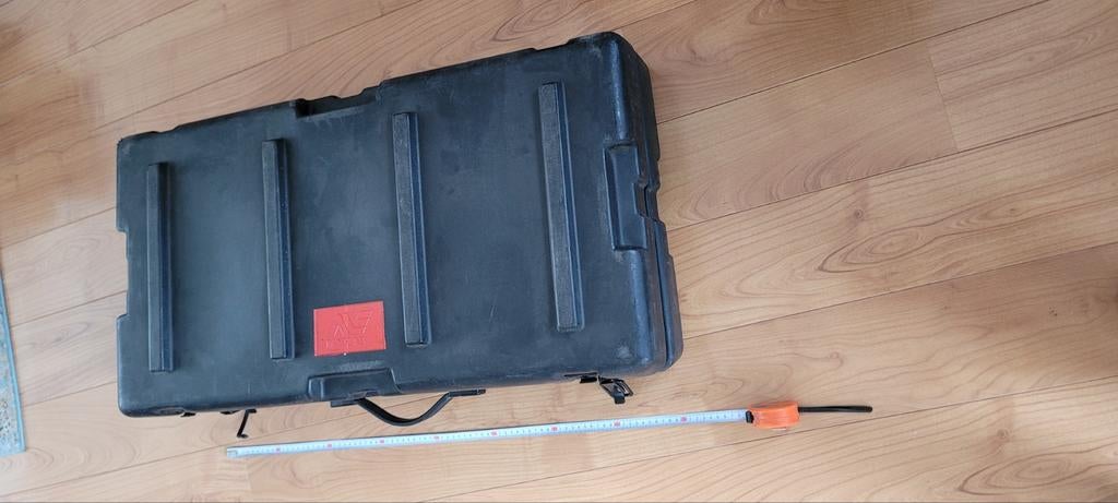 Minelab defentie metaaldetector koffer te koop

Zie foto's, Hobby en Vrije tijd, Ophalen of Verzenden, Minelab