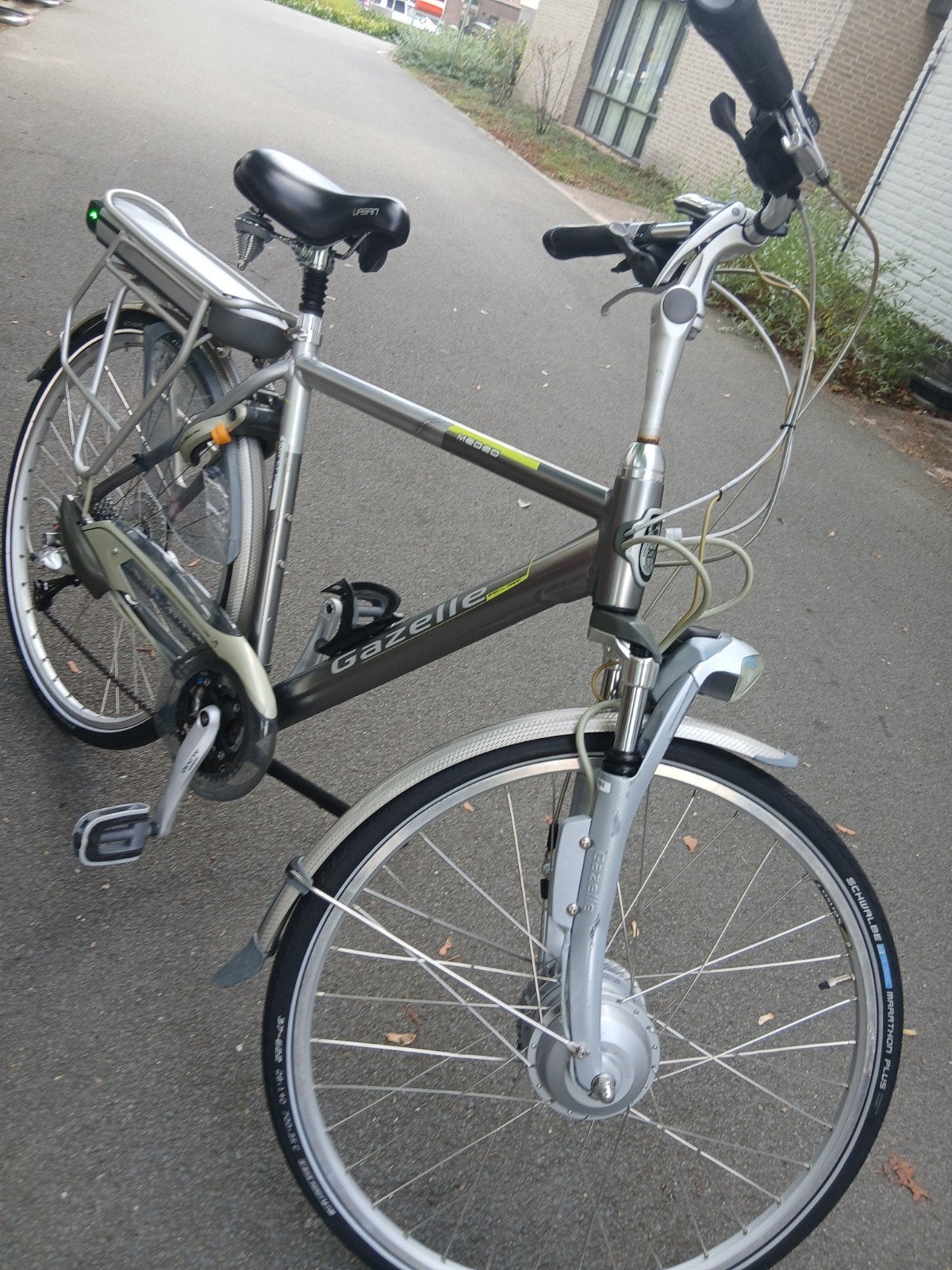 GAZELLE MEDEO EXCELLENT ELEKTRISCHE HERENFIETS IZGST !, 53 tot 57 cm, Ophalen, Zo goed als nieuw, Gazelle