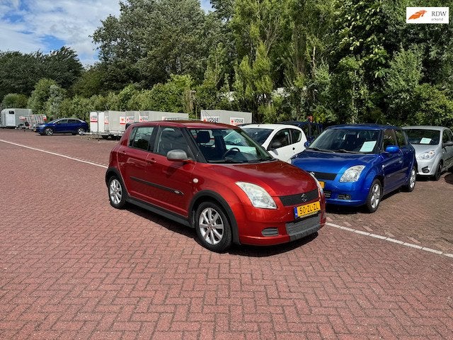 Suzuki Swift 1.3 GLS elektrische ramen! centrale deurvergren, Auto's, Suzuki, Voorwielaandrijving, Zwart, 965 kg, 400 kg