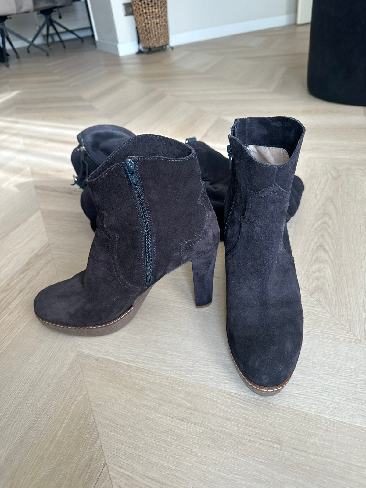 Unisa laarzen, Blauw, Lage of Enkellaarzen, Ophalen of Verzenden, Zo goed als nieuw