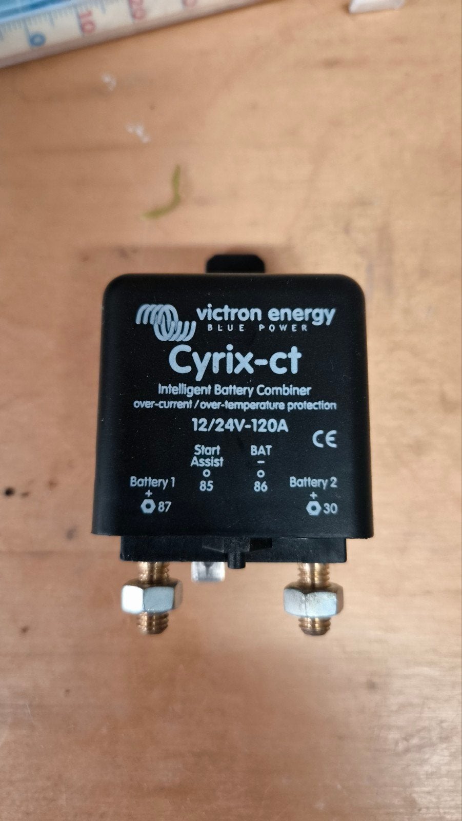 victron cyrix-ct 120 amp accu scheider, Ophalen of Verzenden, Zo goed als nieuw