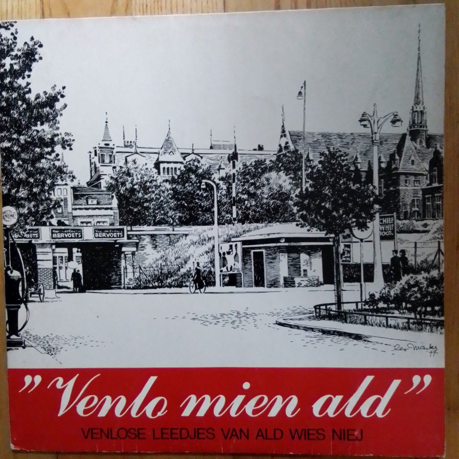 LP: Venlo Mien Ald - Venlose Leedjes Van Ald Wies Niej., LP, Gebruikt, Overige formaten, Ophalen of Verzenden