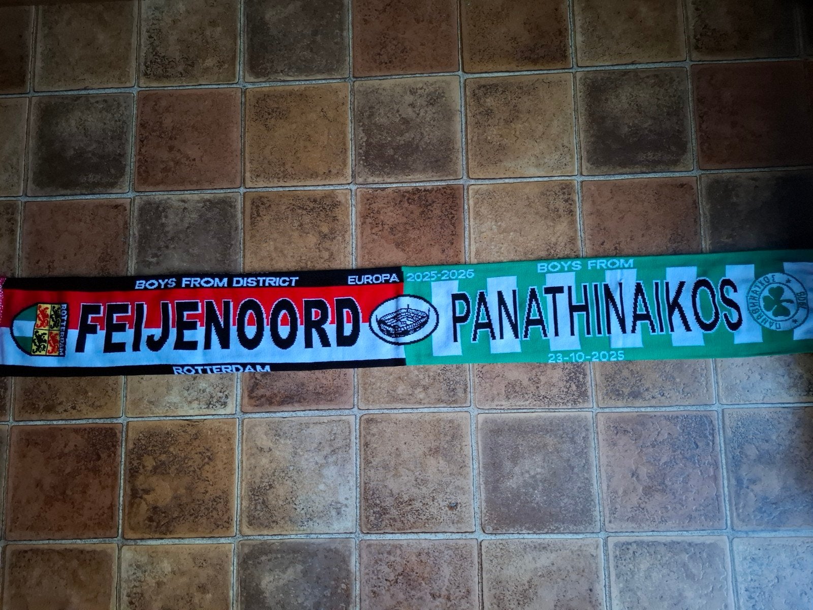 Wedstrijd sjaal panathinaikos, Ophalen of Verzenden, Nieuw, Feyenoord, Vaantje of Sjaal