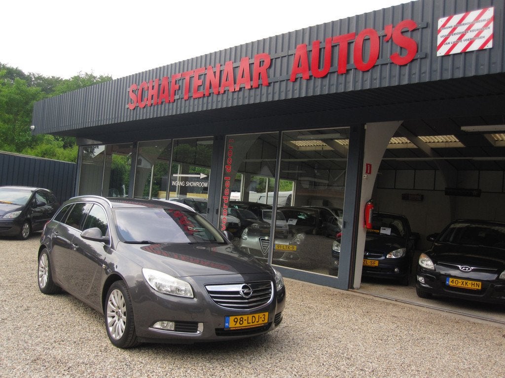 Opel Insignia Sports Tourer 1.6 T Cosmo met trekhaak apk 16-, Auto's, Opel, Euro 5, Gebruikt, 4 cilinders, Met garantie (alle)