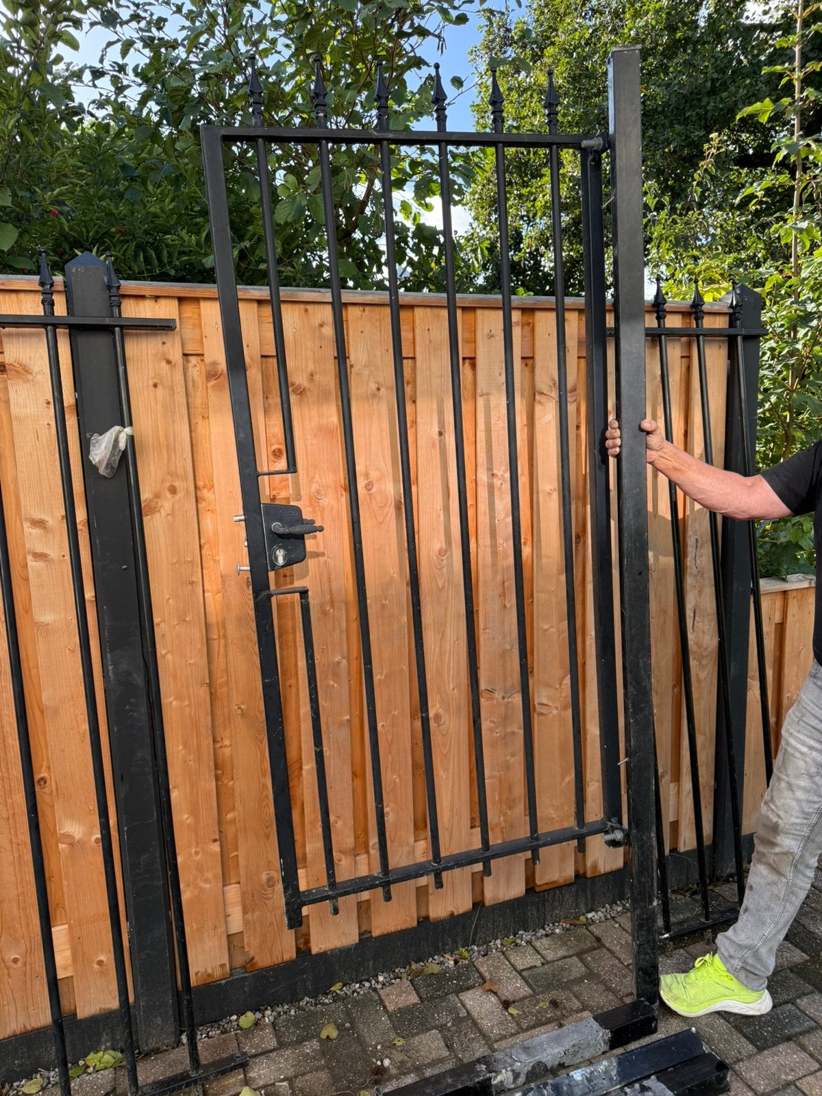 Ijzeren sierhek / poortdeur /hek ijzer, Tuin en Terras, Ophalen, 3 tot 6 meter, IJzer, 1 tot 2 meter
