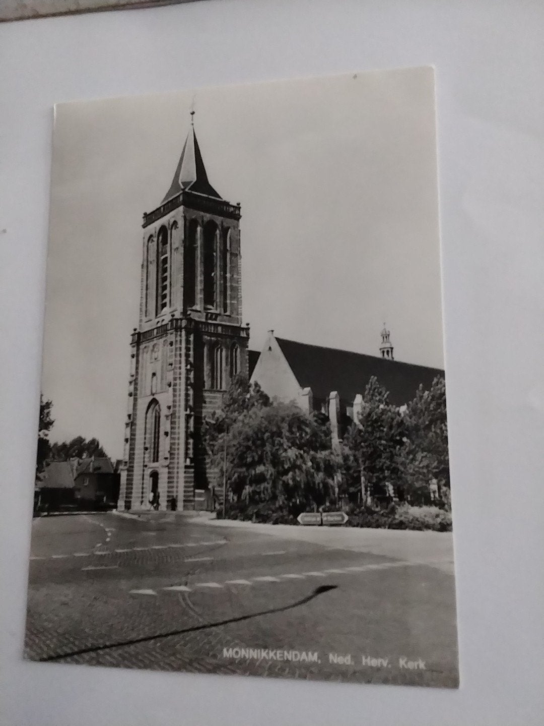 Oude Ansichtkaart Monnickendam Ned. Herv. Kerk, Ophalen of Verzenden, 1940 tot 1960, Ongelopen, Noord-Holland