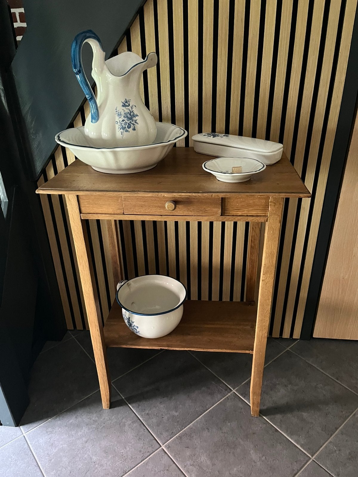 Lampetstel met waskom, kan, schaal en kammenbak, Antiek en Kunst, Ophalen of Verzenden